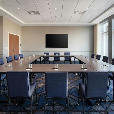 Courtyard By Marriott Fresno Clovis Hotel Buitenkant foto